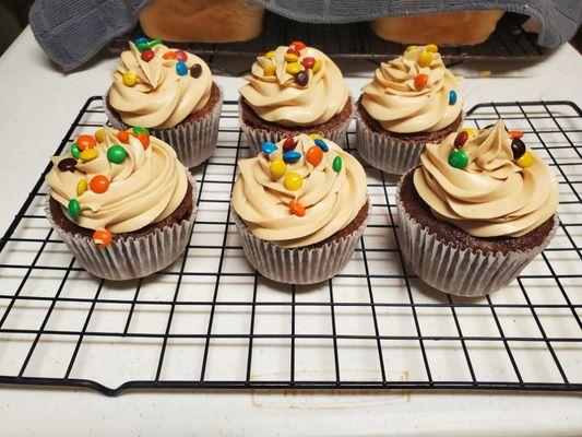 Chocolate cupcakes with peanut butter frosting