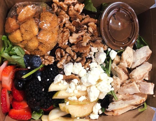 Apple Berry Balsamic Salad w/ added grilled chicken