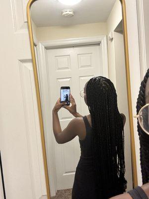 Knotless twists