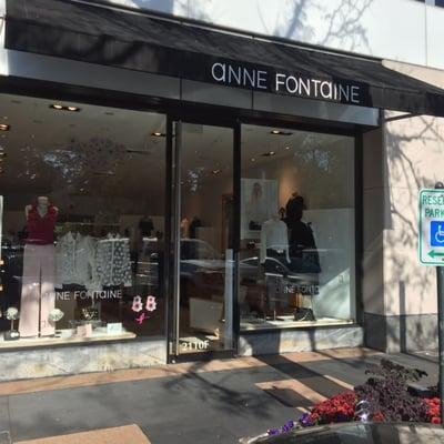 The exterior of the Anne Fontaine boutique located in Manhasset.