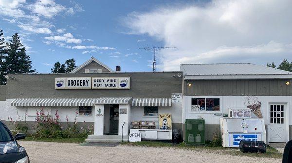 Bob's Stop & Shop