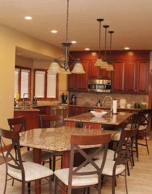 Here is an example of a beautiful custom kitchen! Call today for your free estimate!