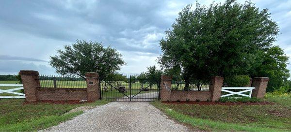 Front entrance at Morney Berry Farm