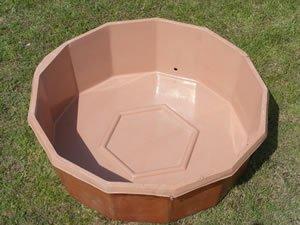 6' Diameter Round Stock Tank
 Approx. 425 Gallon Capacity