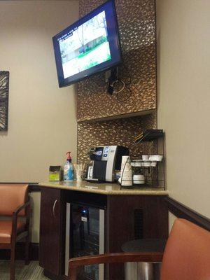 Kuerig and TV in the lobby.