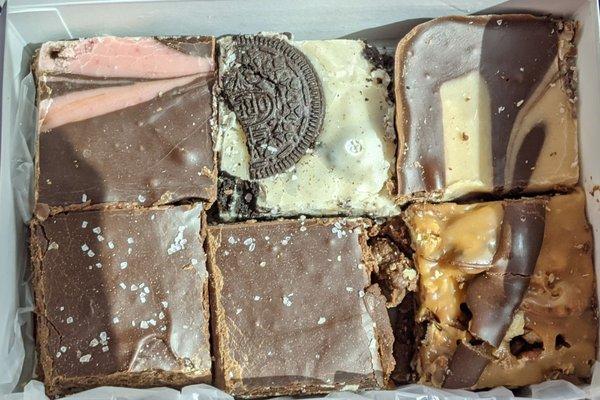 Buy 4, get 2 free pieces of fudge ($16)