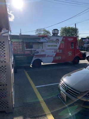 It's a food truck at the Exxon