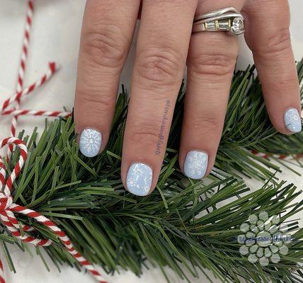 Snowflake nails