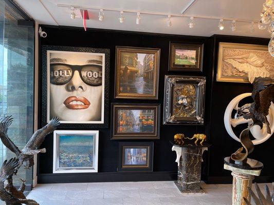 Inside the Bill Mack Gallery in Laguna Beach! Alexei Butirskiy, Lisa Wilson, and Bill Mack on Display!