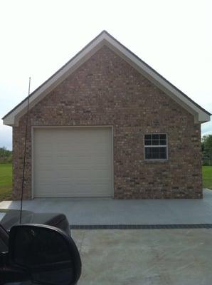 Detached Garage