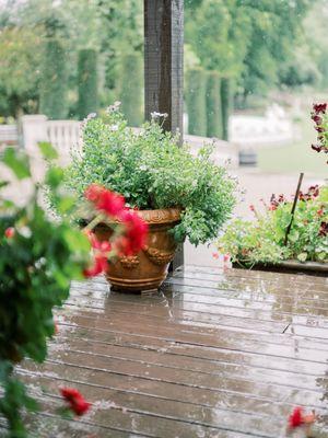 The heavy rain showers that occurred the morning of our wedding until it miraculously went away at about 30 minutes before our ceremony...