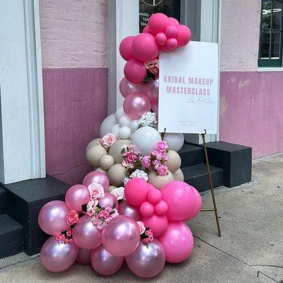 Welcome Sign + Balloon Garland