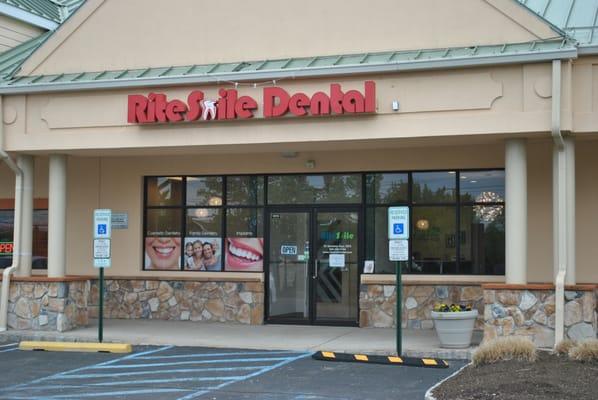 Visit our new, state-of-the-art dental office at 1260 Easton Turnpike (Route 28) in Branchburg, NJ. We are accepting new patients!