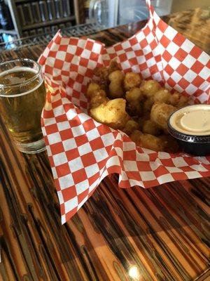 Yellow Jacket with fried cheese curds