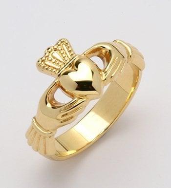 Claddagh ring