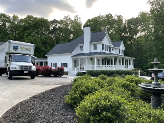 Long distance move to SC at our customers' beautiful new home.