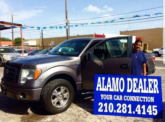 Not just cars we also owe awesome trucks! 2010 Ford F150 4x2 #greatcustomerservice