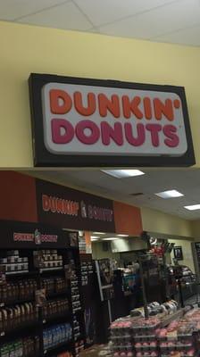 Mansfield Dunkin Donuts -- Stop&Shop : 377 Chauncy Street / Route 106 & Route 140 Junction, Mansfield             Exterior