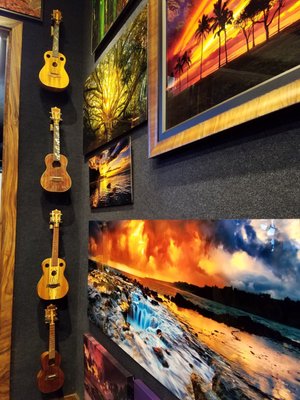 Check out the cool Ukulele's on da wall.