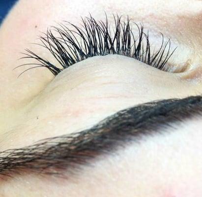 Gloss offers WhipLash Lash Extensions.