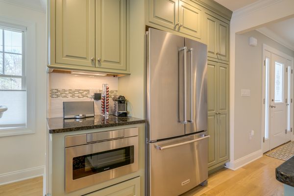 Skyline Construction: Custom Kitchen Cabinets, Hardwood Floors