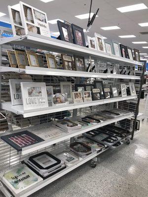 An aisle of frames !