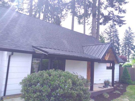 Roof Moss Removal Clackamas