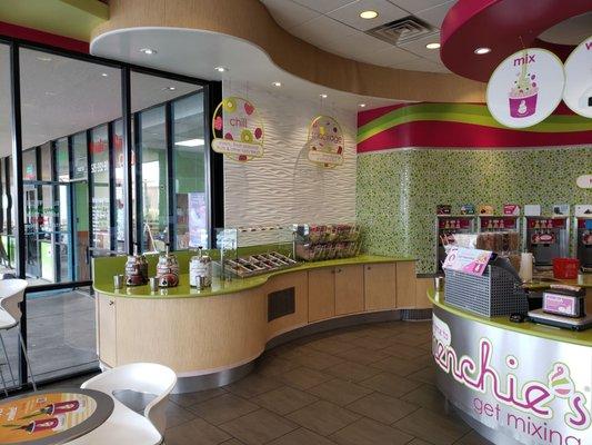 Menchie's Frozen Yogurt