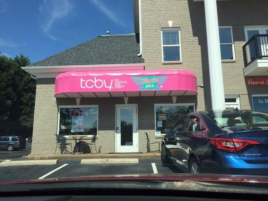 Front of store- yogurt and coffee in one shop