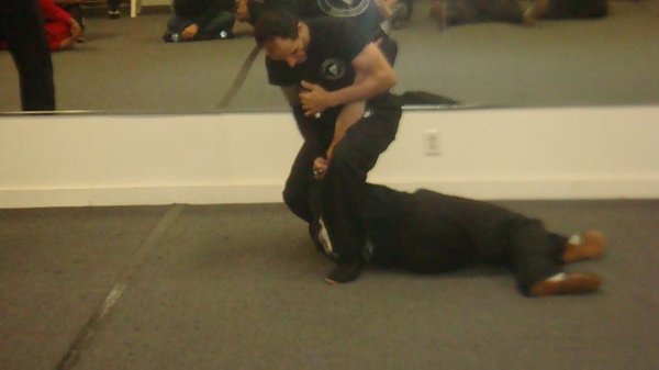 Tri city black belt association Knife defense demo