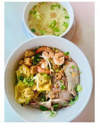 M2. Combination Egg Noodle Soup