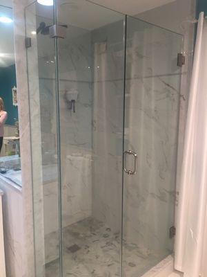 Beautiful shower door!!!