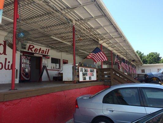 Atlantic Seafood Retail Market