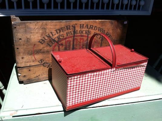 luv this picnic basket!