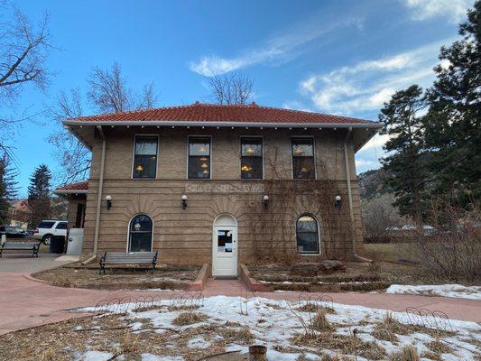 Manitou Springs Public Library