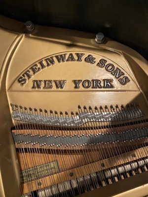 1963 Steinway M