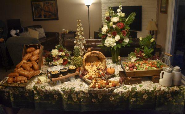 Cornucopia, Salad, and dinner rolls on this table. Sadly I forgot to take pictures of the food.