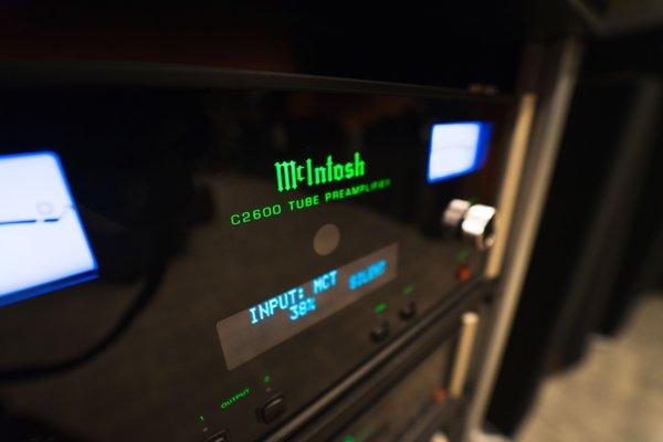 McIntosh C2600 Tube Preamplifier