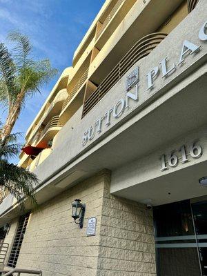 Sutton Place Apartments in Hollywood, CA, offering studio and one bedroom apartments for rent in Hollywood.