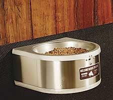 Nelson 500 Series Feeder with removable stainless steel bowl.