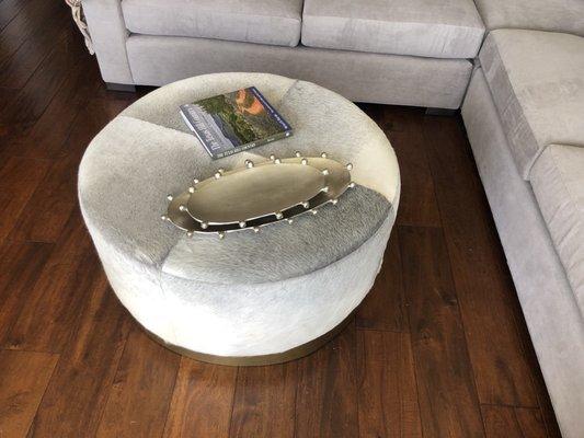 Round ottoman