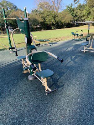 Outdoor new gym equipment ! Very nice