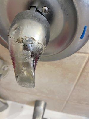 This was my tub faucet handle, but my sink was the issue and tub was clearly used to clean whatever came out of the sink.