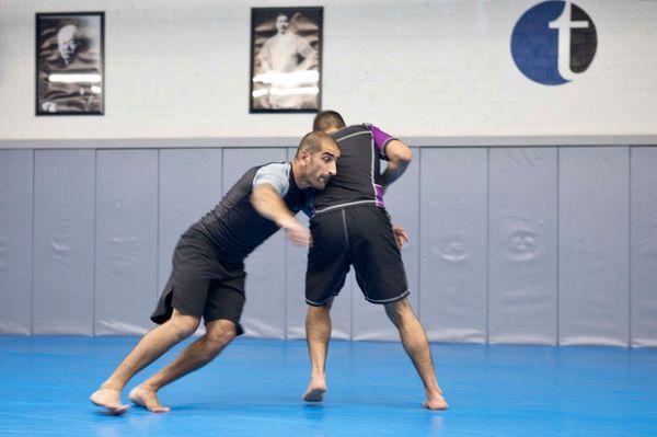 No-Gi grappling