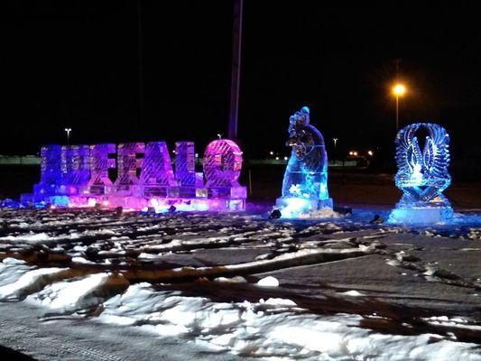 Hamburg Fairgrounds Ice Sculpture show!!