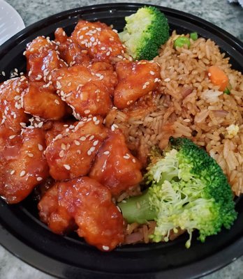 Lunch special sesame chicken. Been a staple for years! Lunch specials are always a hit!