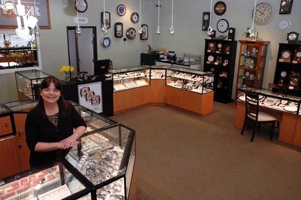 La Grande Gold and Silver - Jeweler - Gold and Silver Dealer - Showroom