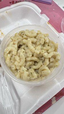 Smoked Gouda Mac and cheese