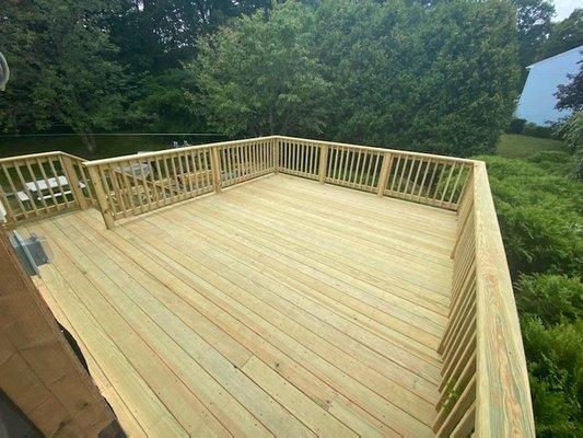 Deck Build
Easthampton 2021