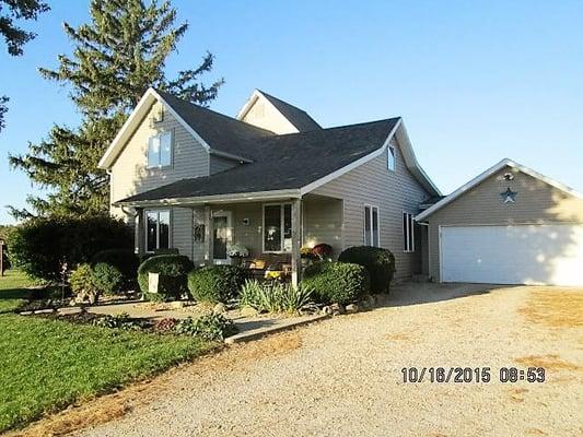 Large country home having 4 Bedrooms and 2 Full Baths and 2400 + sq. ft! Also comes with a nice shed AND a 48 x 36 pole build...